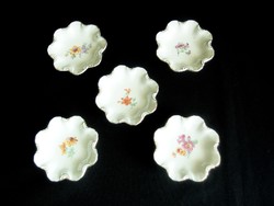4 + 1 db régi pajzspecsétes virág mintás Zsolnay porcelán tálka