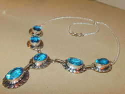 London blue level. Sapphire coli necklace
