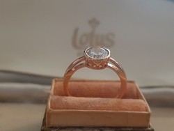 Aranyozott nagy buton foglalt cirkónia köves gyűrű