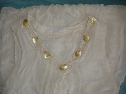 Krémszínű selyem felső, olasz