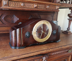 Felújított antik kandalló óra
