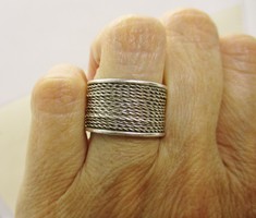 Különleges kézműves széles  ezüst gyűrű