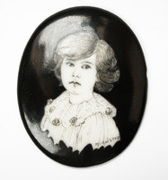 Murai (almond) stefania porcelain medallion 1917.
