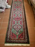 334 x 95 cm kézi csomozasu Indiai Sarab szőnyeg eladó