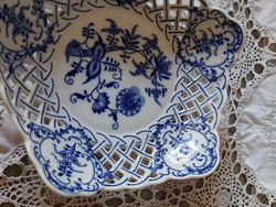 Zwiebelmuster openwork plate