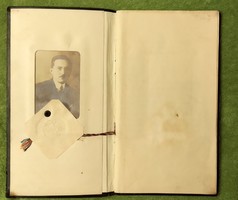 Szászy István nemzetközi hírű jogtudós,orvosi kari leckekönyve,100 éve lett kitöltve, eladó kuriózum