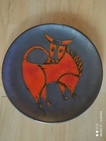 Dekoratív Tófej kerámia bikás tányér