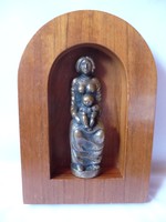 Szabolcs Péter anya gyermekével bronz szobor