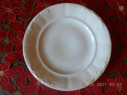 Zsolnay porcelán, inda mintás lapos tányér