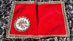 Gobelin Decorated Tablecloth