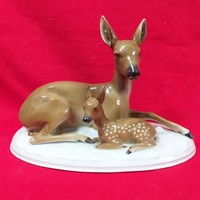 Német,Germany Fasold & Stauch Bock Wallendorf 1935-1949,Fekvő Őz Gidájával porcelán figura.