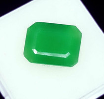 7.12 Carat Colombian Emerald with Natural Certification