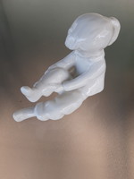 Retro Aquincum Öltözködő kislány figura