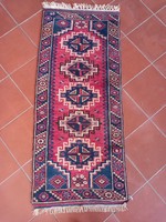 155 x 65 cm kezi csomózású nomád szőnyeg eladó