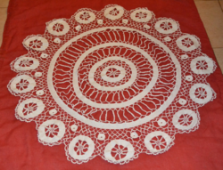 Round crochet tablecloth (dbz 0087)