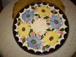 100 éves virágos gránit  kínáló tányér tál 26 cm. korának megfelelő
