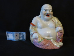 Porcelain / laughing / buddha.