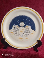 Zsolnay űrhajós kistányér, mesemintás, gyerek mintás tányér