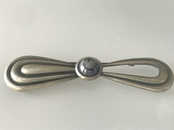 Propeller-shaped silver-plated badge, 10 cm long