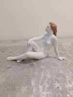 Hollóházi  napozó lány ,porcelan figura