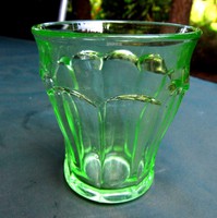 Retro uránzöld üvegpohár