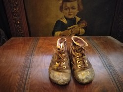 Baba bőrcipő kb. 120 éves!!
