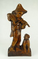 1G101 Keményfából faragott hegedülő fiú kutyával fa szobor
