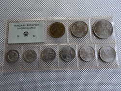 1982 fóliás forgalmi sor UNC érmékkel /3