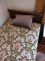 Colonial bed 2pcs + bedside tables