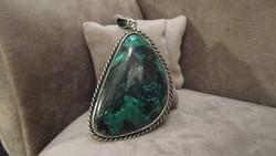 Silver pendant with turquoise stone