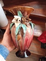 Ceramic work, 30 x 15 cm, excellent for home decoration. Vase