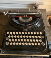 Olivetti ico typewriter rare piece!