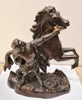 Lovas bronz szobor, ló lovasával