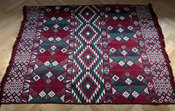 Bordó-zöld kilim kelim szőttes szőnyeg ágytakaró takaró terítő textil
