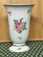 Rose vase from Herend Vienna