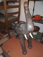 Valódi bőrből kézzel készített hatalmas elefánt