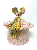 Well-done Elizabeth ceramic bonbonier bow with lid in pink and yellow- cz