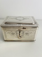 Beautiful 487 gram silver key box!
