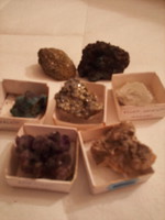 Ásványok (pirit, kvarc kövek,meteorit,egyéb)