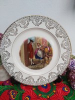 Offering a beautiful scenic, genre-looking English plate. Collectible piece