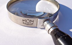 Mom budapest gamma old magnifying glass
