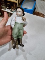 Zsolnay porcelán figura