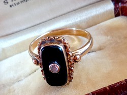 Antik arany gyűrű, onix és gyémánt kővel