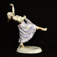 Herend dancing gypsy girl ... Flawless collector's large porcelain statue!