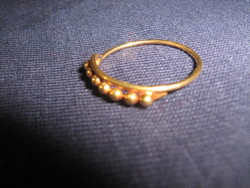 14 karátos aranygyűrű