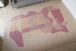 Kézi szövésű gyapjú szőnyeg, Csabai szőnyeg - Németh Éva terve, rózsaszín absztrakt 245 x 320 cm