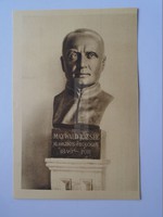 D185229 Budapest, Piarist grammar school of gracious teaching - 1932 Statue of Joseph Maywald