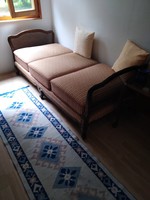 Chippendél barok ratán 100x200cm szingli  sofa