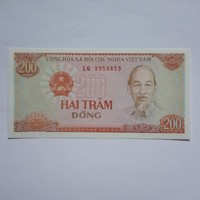 Unc 200 dong in Vietnam 1987 !! (3)