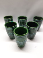 Zöld kerámia poharak